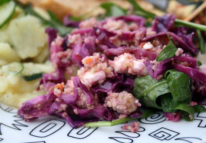 Rotkohl-Couscous-Salat