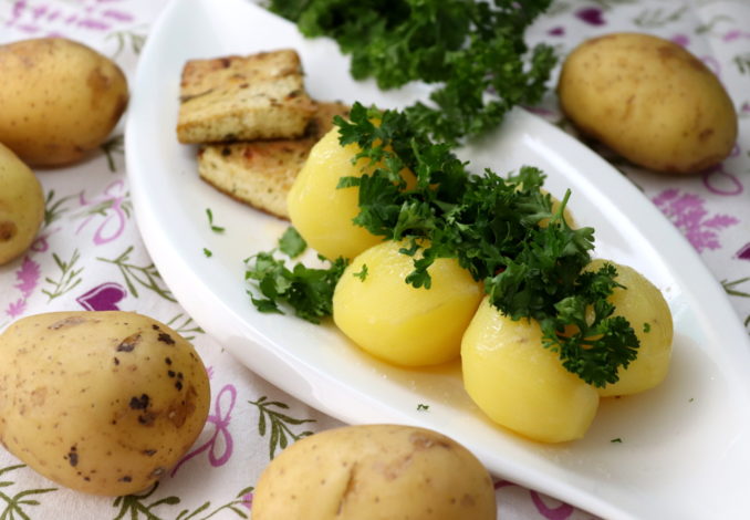 vegane Petersilienkartoffeln