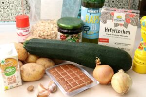 veganer Zucchini-Kartoffel-Auflauf